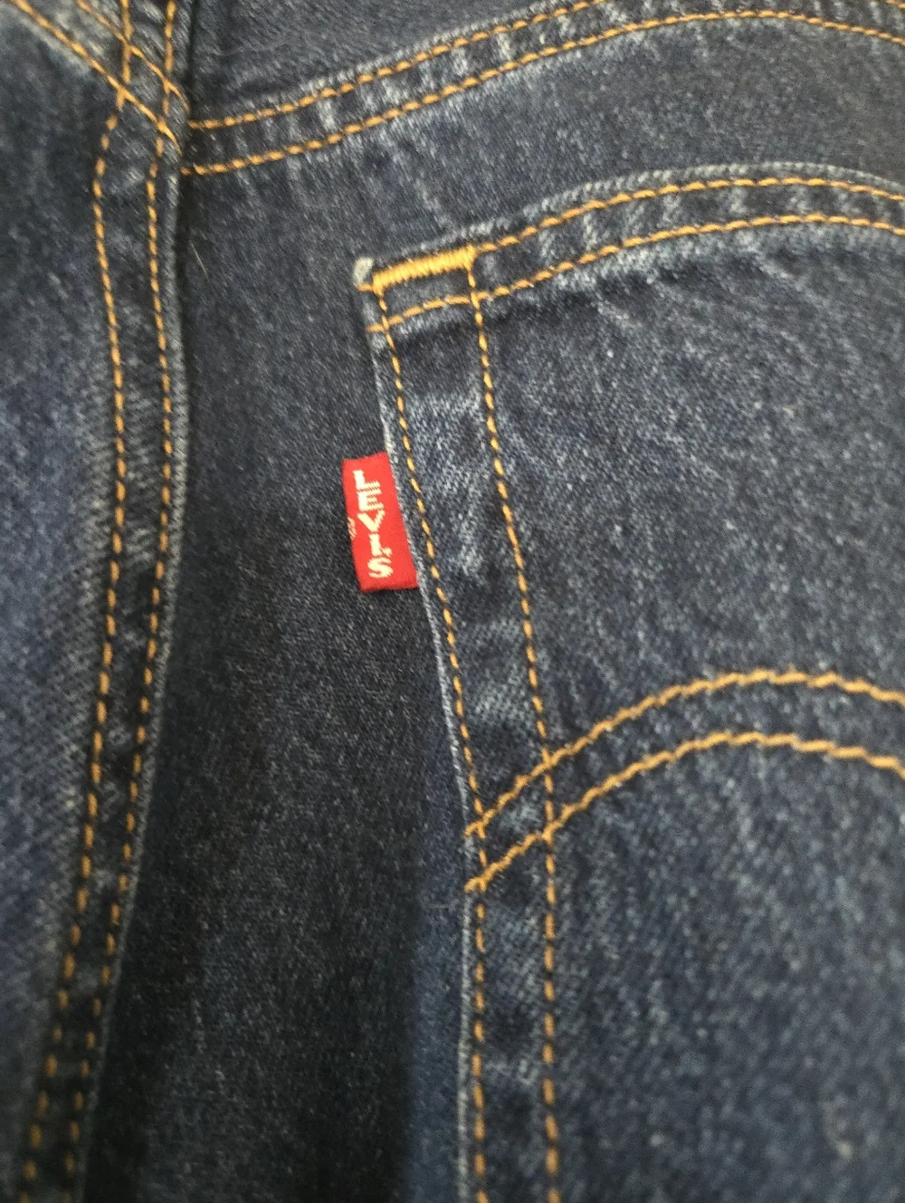 VINTAGE! Levi's | High-Waist Wide Leg 'High Loose' Blue Jeans for Women, Size 29 - Picture 7 of 11